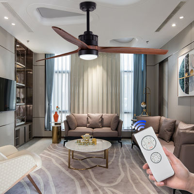 Houten bladen Europese plafondventilatoren met lichten DC-motor decoratief